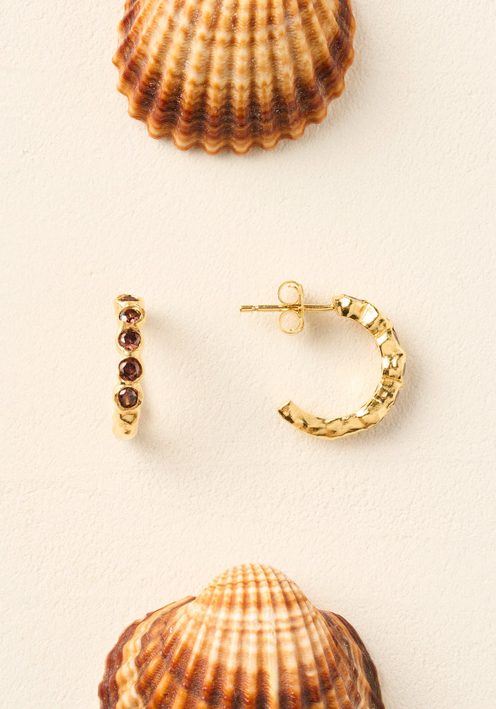 Agapée Frutina Brown Earrings, gold hoops lined with bezel-set brown stones