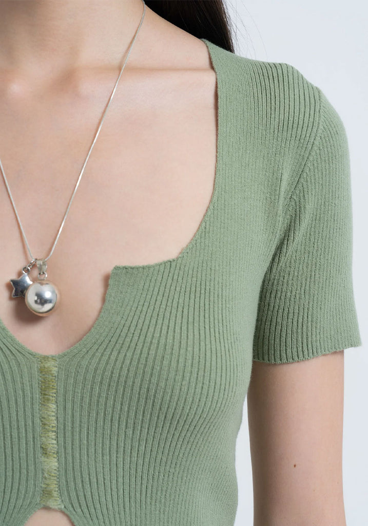 Green V neck tshirt